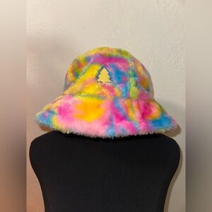 Vibrant Tie-Dye Women's Bucket Hat
